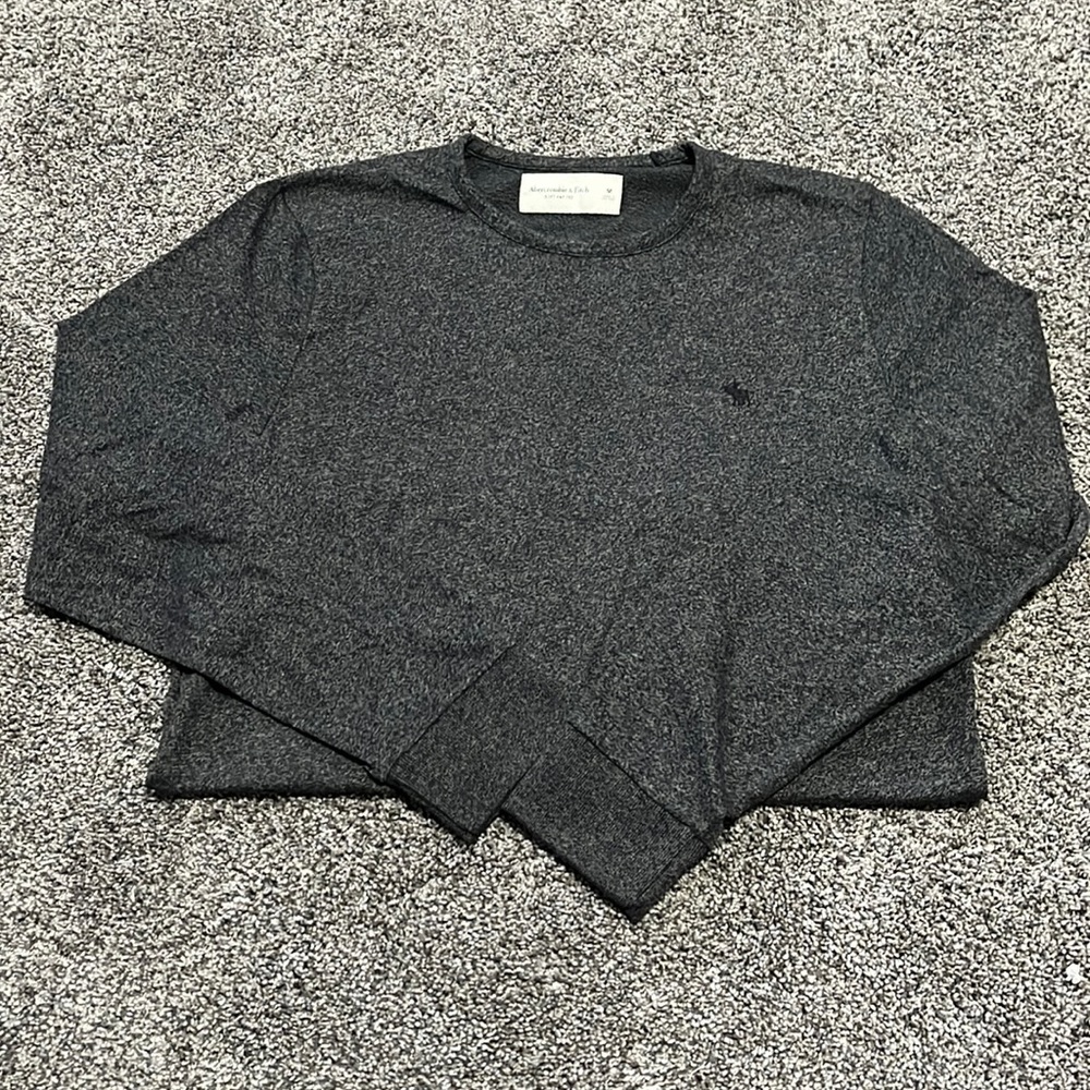 Charcoal Abercrombie & Fitch long sleeve tee